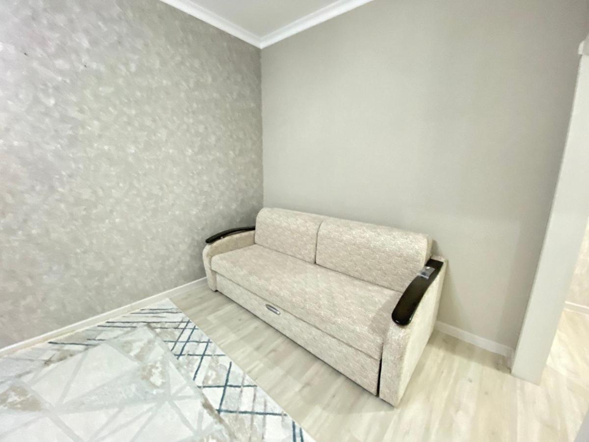 Whitehome In Panorama Park Astana Bagian luar foto